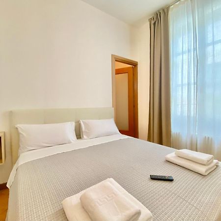 I Portici Del Centro Hotel Como Kültér fotó